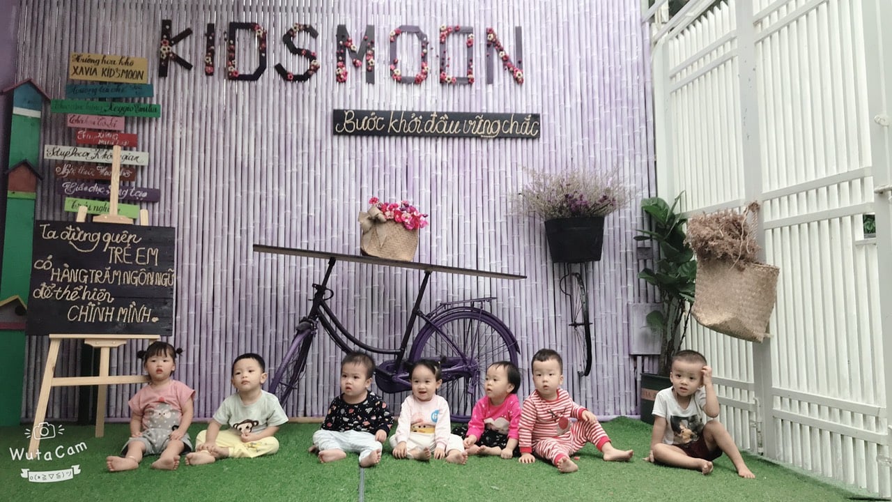 Xưởng Hoa Hoa Nghệ Thuật Xavia Kid's Moon - Mầm Non Kid's Moon