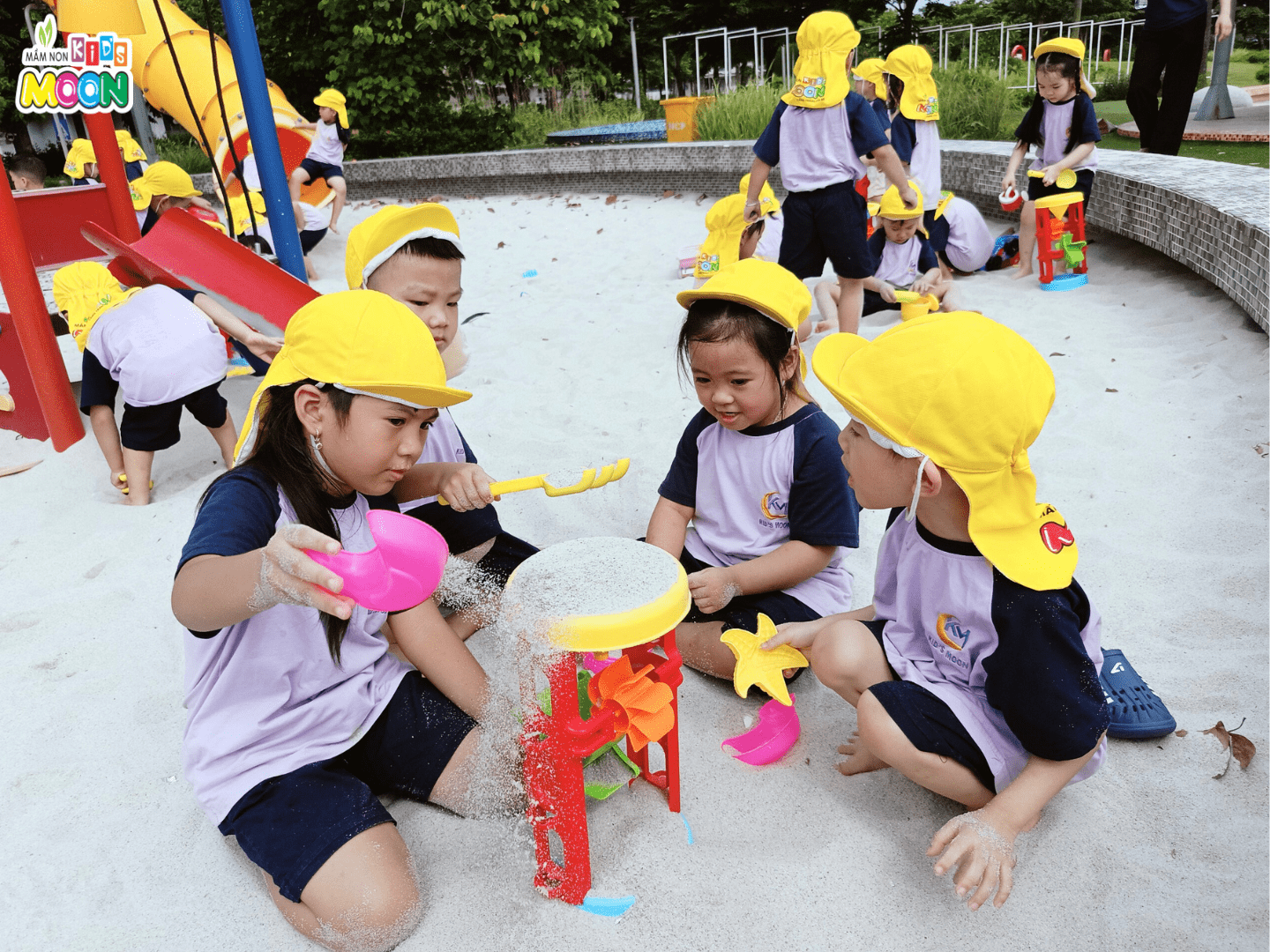 HOẠT ĐỘNG NGOẠI KHÓA TẠI CÔNG VIÊN THIÊN VĂN HỌC - Mầm Non Kid's Moon