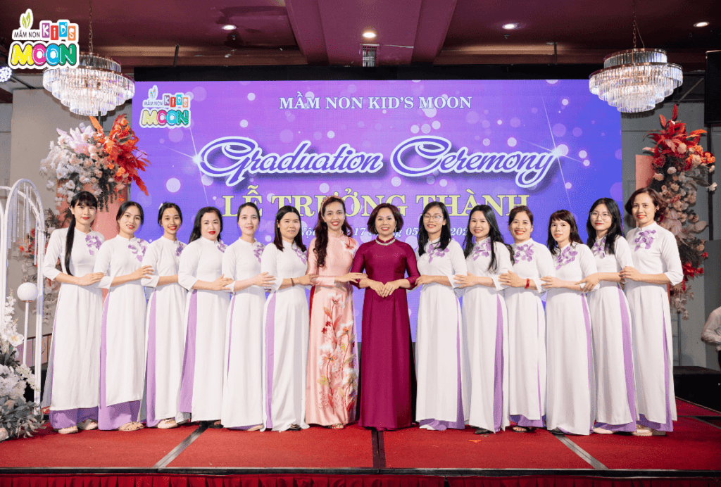 CÙNG KID’S MOON - CON TRƯỞNG THÀNH TRONG VÒNG TAY YÊU THƯƠNG - Mầm Non Kid's Moon