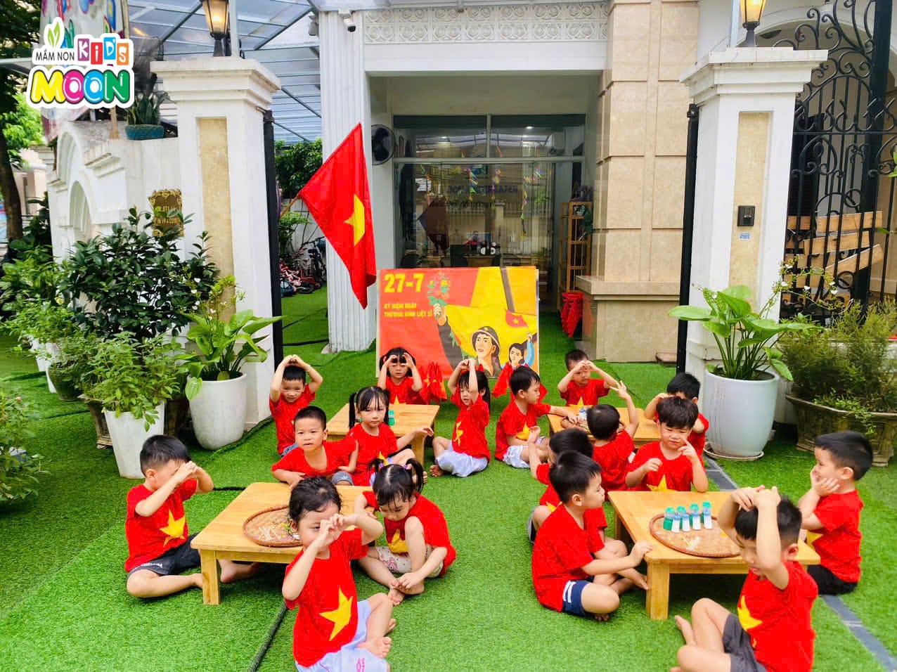 TRI ÂN ANH HÙNG – GIEO MẦM YÊU NƯỚC CHO CÁC BÉ - Mầm Non Kid's Moon