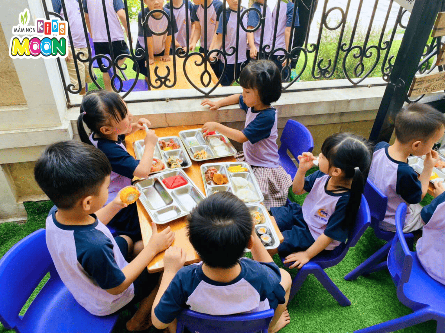 BUFFET THÁNG 7 – KHÁM PHÁ ẨM THỰC, NUÔI DƯỠNG KỸ NĂNG - Mầm Non Kid's Moon