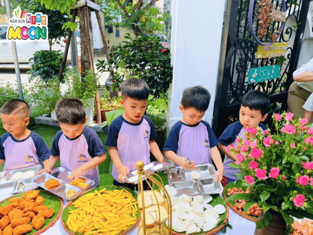 BUFFET THÁNG 7 – KHÁM PHÁ ẨM THỰC, NUÔI DƯỠNG KỸ NĂNG - Mầm Non Kid's Moon