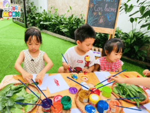 NHỮNG CHÚ BƯỚM XINH TỪ BÀN TAY SÁNG TẠO CỦA CÁC BÉ - Mầm Non Kid's Moon