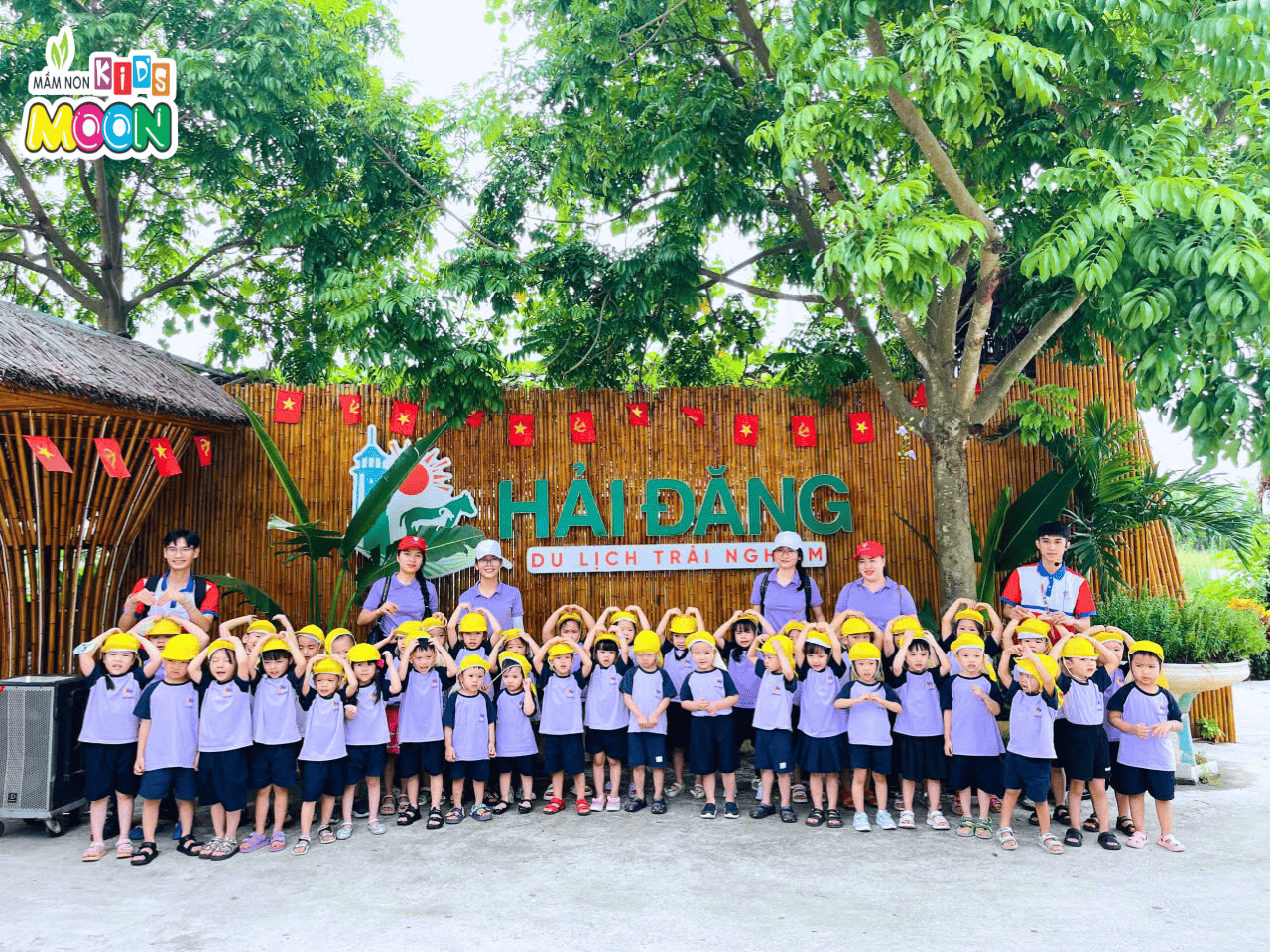 NỤ CƯỜI TRONG ĐÊM TRĂNG - Mầm Non Kid's Moon