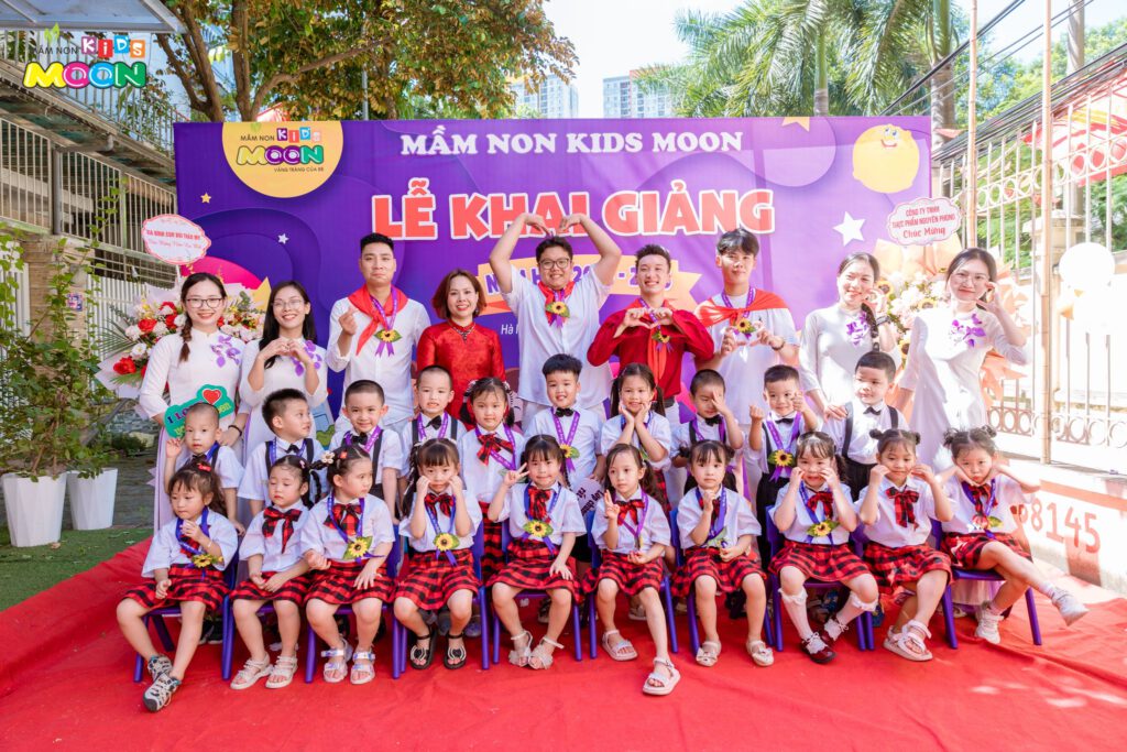 Trang chủ - Mầm Non Kid's Moon