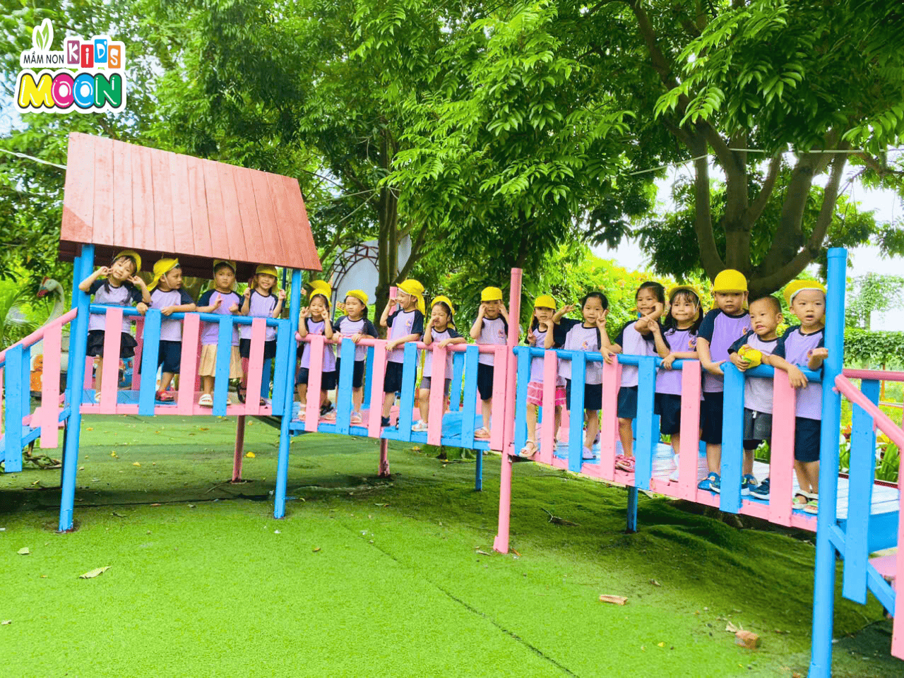 NỤ CƯỜI TRONG ĐÊM TRĂNG - Mầm Non Kid's Moon