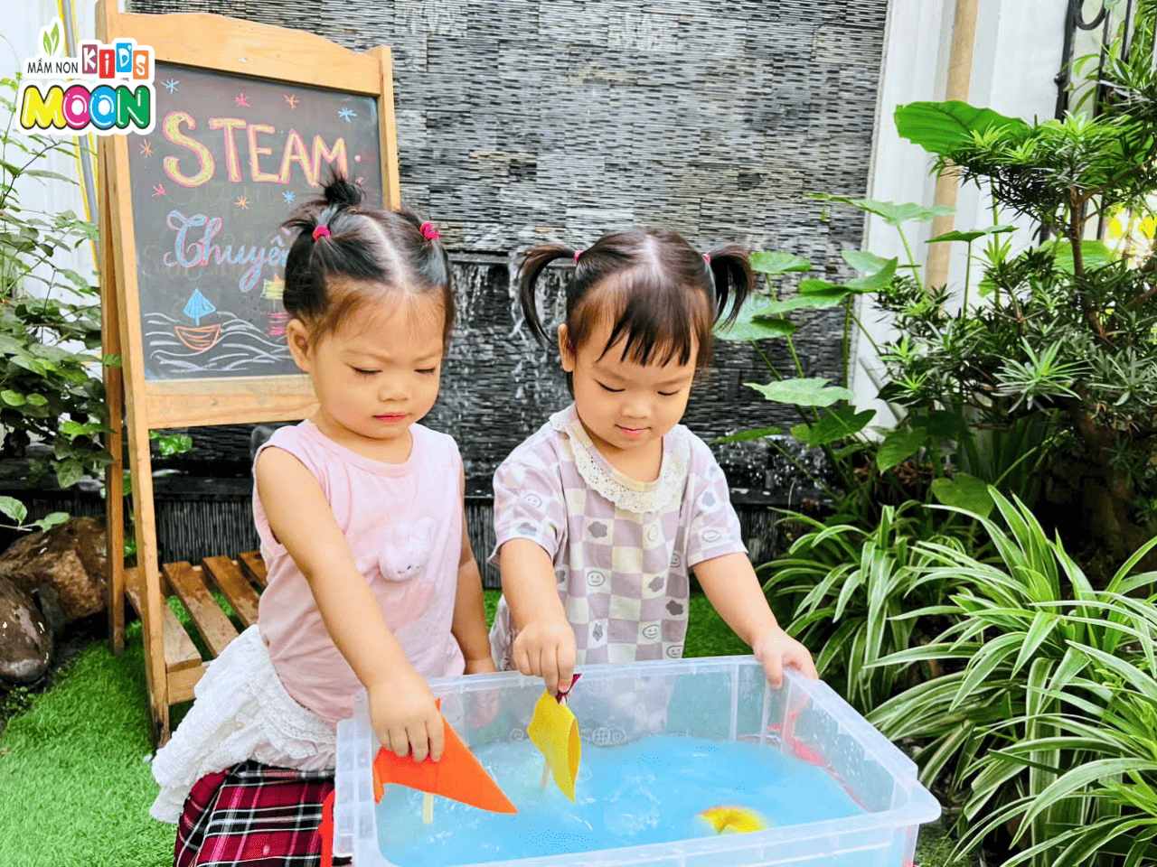 HOẠT ĐỘNG STEAM: THUYỀN TÁO SIÊU ĐÁNG YÊU - Mầm Non Kid's Moon