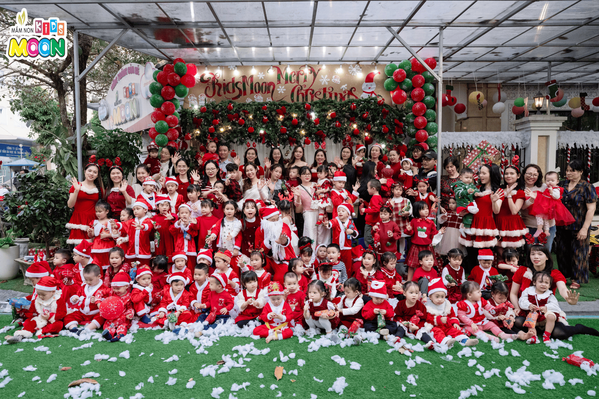 MERRY CHRISTMAS – MÙA NOEL DIỆU KỲ TẠI KID’S MOON MERRY CHRISTMAS – MÙA NOEL DIỆU KỲ TẠI KID’S MOON - Mầm Non Kid's Moon