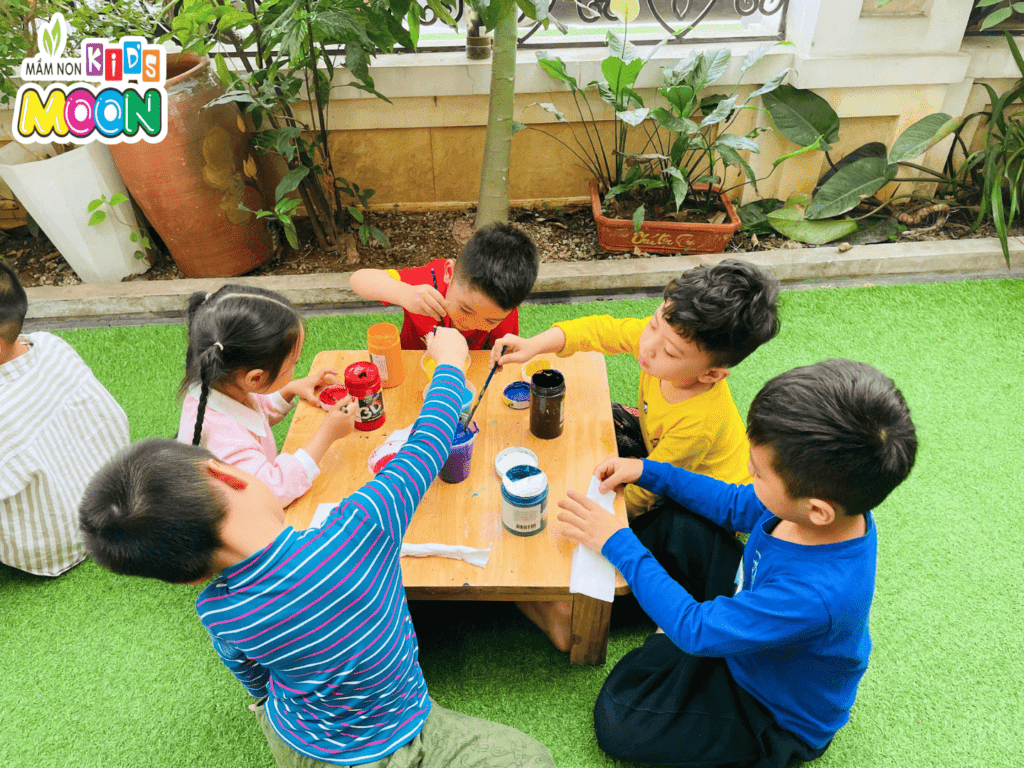 STEAM VUI NHỘN: SỰ KÌ DIỆU CỦA GIẤY VÀ NƯỚC STEAM VUI NHỘN: SỰ KÌ DIỆU CỦA GIẤY VÀ NƯỚC - Mầm Non Kid's Moon