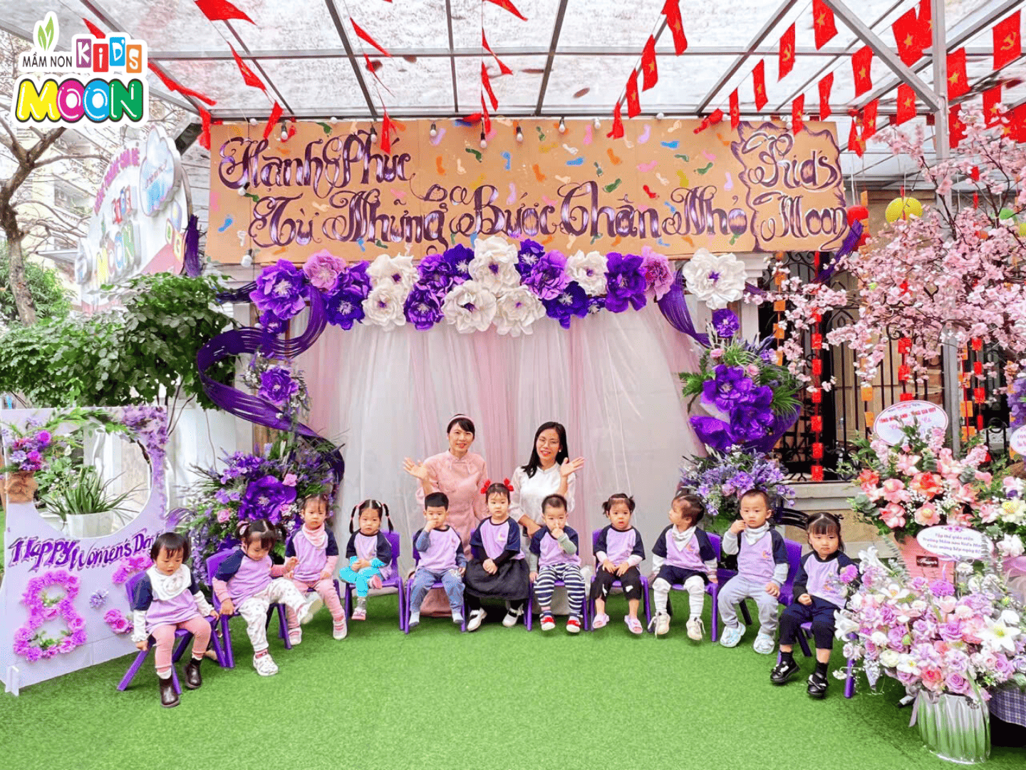 CHƯƠNG TRÌNH VĂN NGHỆ & TIỆC BUFFET CHÀO MỪNG NGÀY 8/3 CHƯƠNG TRÌNH VĂN NGHỆ & TIỆC BUFFET CHÀO MỪNG NGÀY 8/3 - Mầm Non Kid's Moon