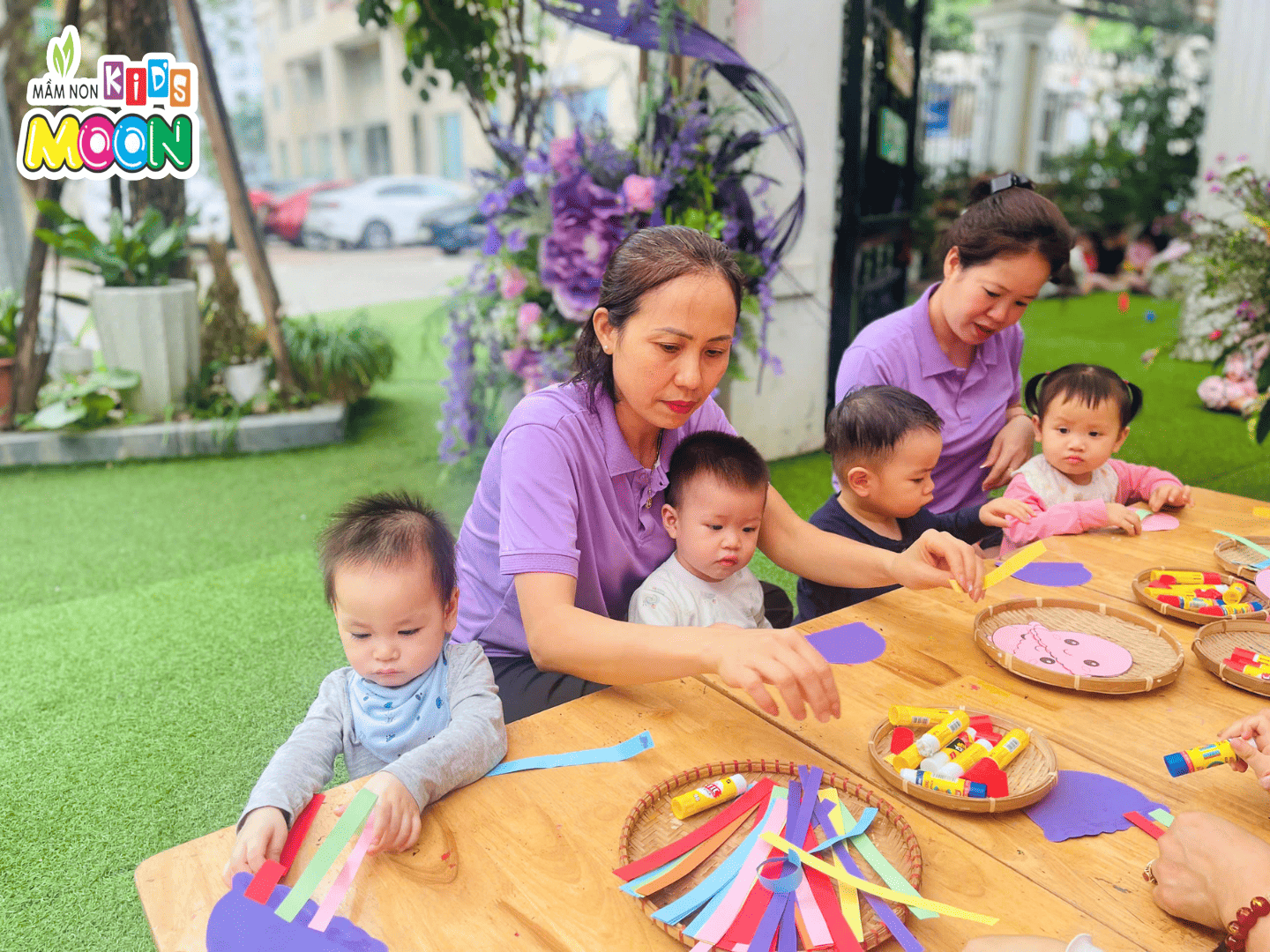 KHÁM PHÁ ĐẠI DƯƠNG: BÉ LÀM SỨA BIỂN KHÁM PHÁ ĐẠI DƯƠNG: BÉ LÀM SỨA BIỂN - Mầm Non Kid's Moon