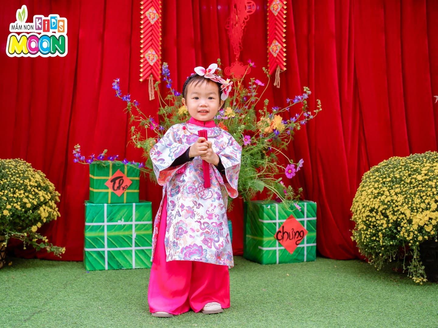 XUÂN YÊU THƯƠNG TRONG TỪNG KHOẢNH KHẮC XUÂN YÊU THƯƠNG TRONG TỪNG KHOẢNH KHẮC - Mầm Non Kid's Moon