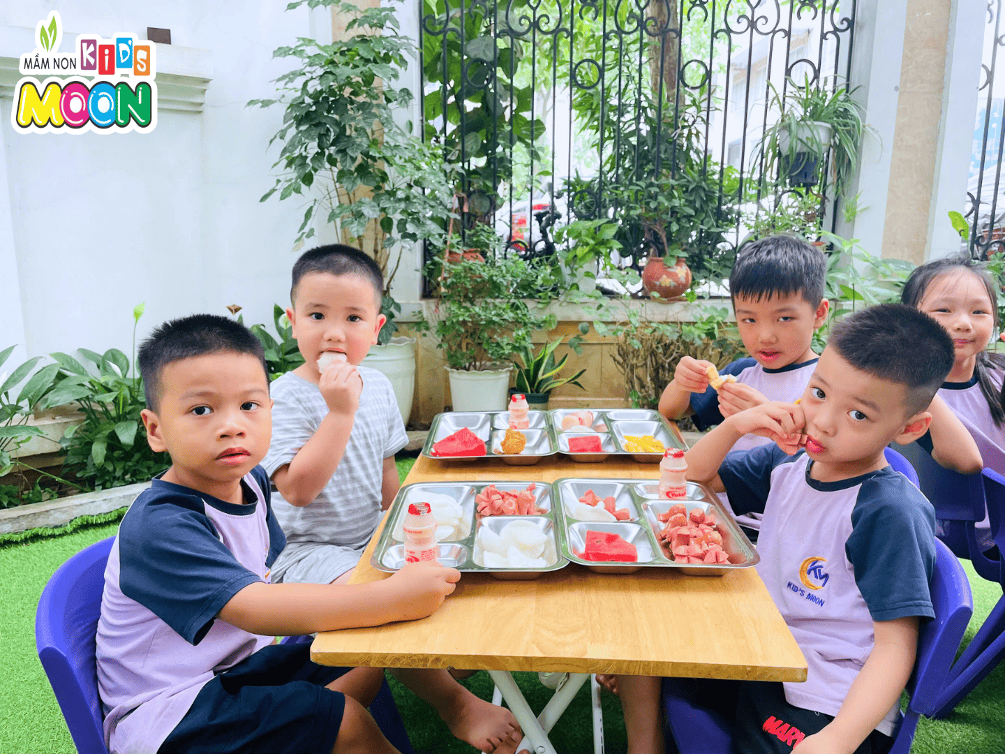 TIỆC BUFFET THÁNG 5 & CHÀO MỪNG NGÀY QUỐC TẾ THIẾU NHI 1/6 CỦA CÁC BẠN NHỎ KID'S MOON TIỆC BUFFET THÁNG 5 & CHÀO MỪNG NGÀY QUỐC TẾ THIẾU NHI 1/6 CỦA CÁC BẠN NHỎ KID'S MOON - Mầm Non Kid's Moon