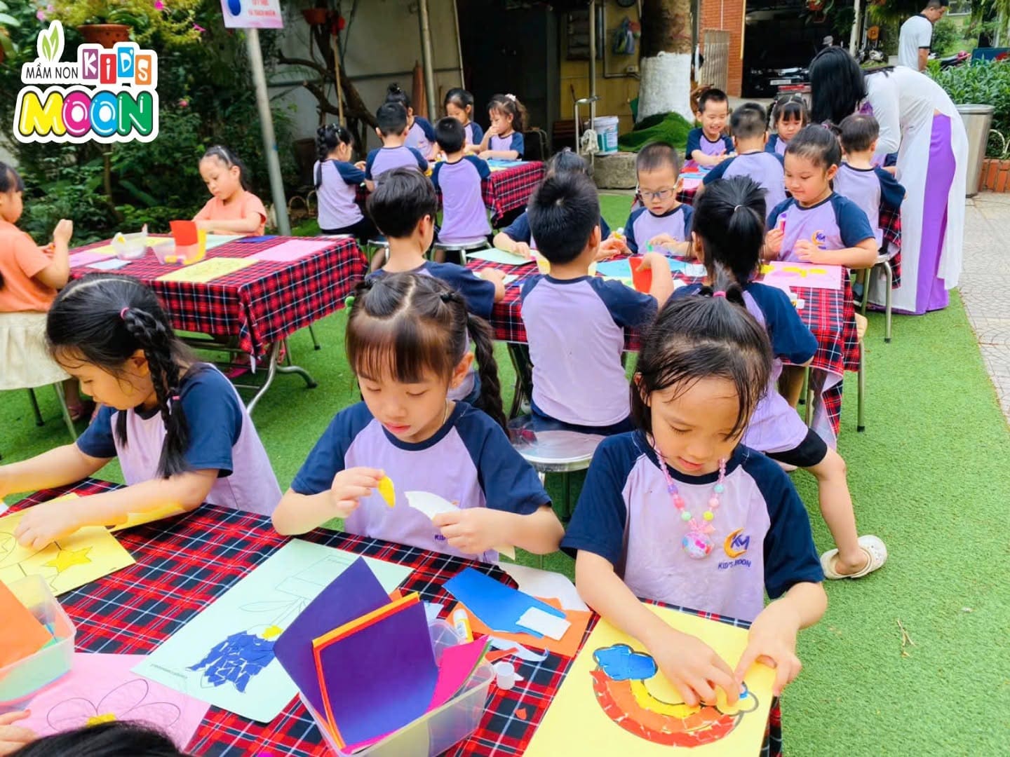 NGÀY TRẢI NGHIỆM CỦA BÉ – SẴN SÀNG VÀO LỚP 1 NGÀY TRẢI NGHIỆM CỦA BÉ – SẴN SÀNG VÀO LỚP 1 - Mầm Non Kid's Moon