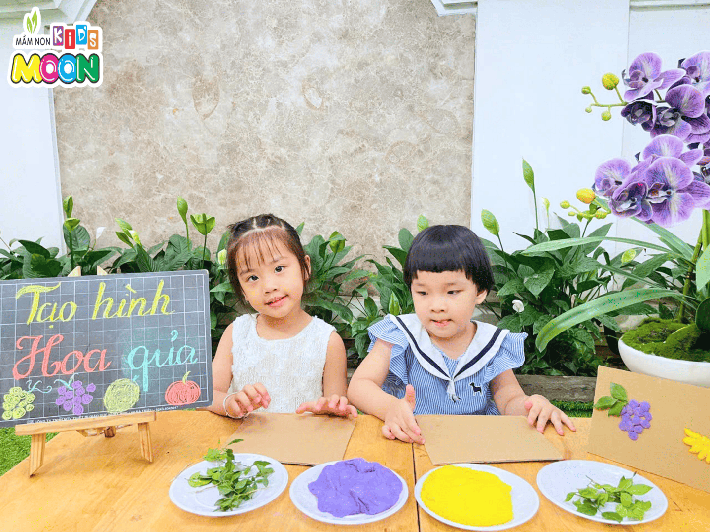 TIẾT HỌC TẠO HÌNH "HOA QUẢ" TIẾT HỌC TẠO HÌNH "HOA QUẢ" - Mầm Non Kid's Moon